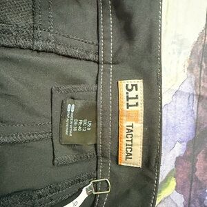5.11 Tactical Women Black shorts - Slim Fit